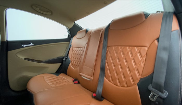 2014 Hyundai Verna FLUIDIC 1.4 CRDI CX, Diesel, Manual, 75,901 km, Right Side Rear Door Cabin