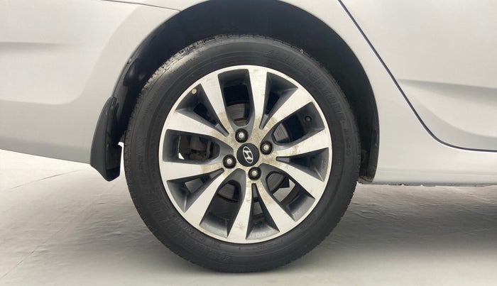 2014 Hyundai Verna FLUIDIC 1.4 CRDI CX, Diesel, Manual, 75,901 km, Right Rear Wheel