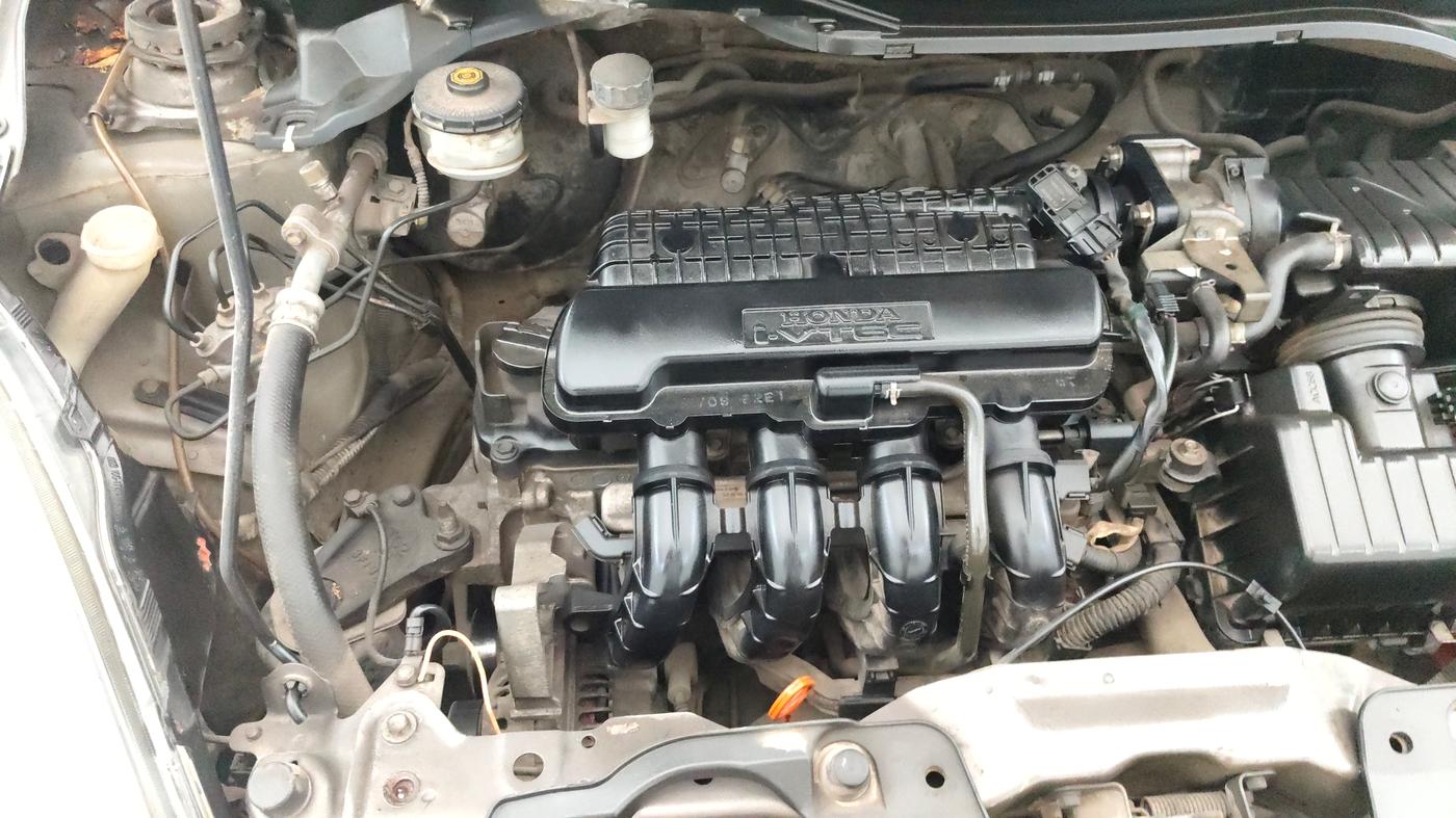 2013 Honda Brio S MT, Petrol, Manual, 72,685 km, Engine View - Right