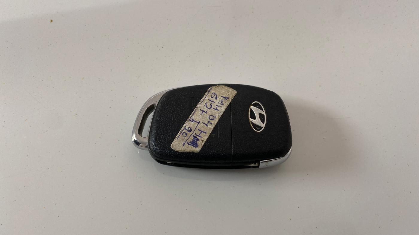 2016 Hyundai Elite i20 SPORTZ 1.2, Petrol, Manual, 75,767 km, Key Close Up