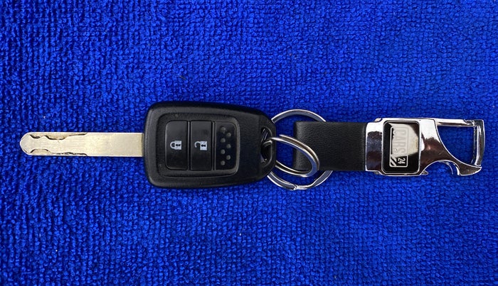 2018 Honda WR-V 1.2 i-VTEC VX MT, Petrol, Manual, 58,298 km, Key Close Up