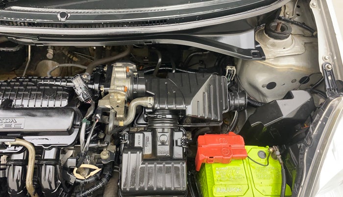 2015 Honda Amaze 1.2L I-VTEC SX, Petrol, Manual, 1,39,312 km, Engine View - Left