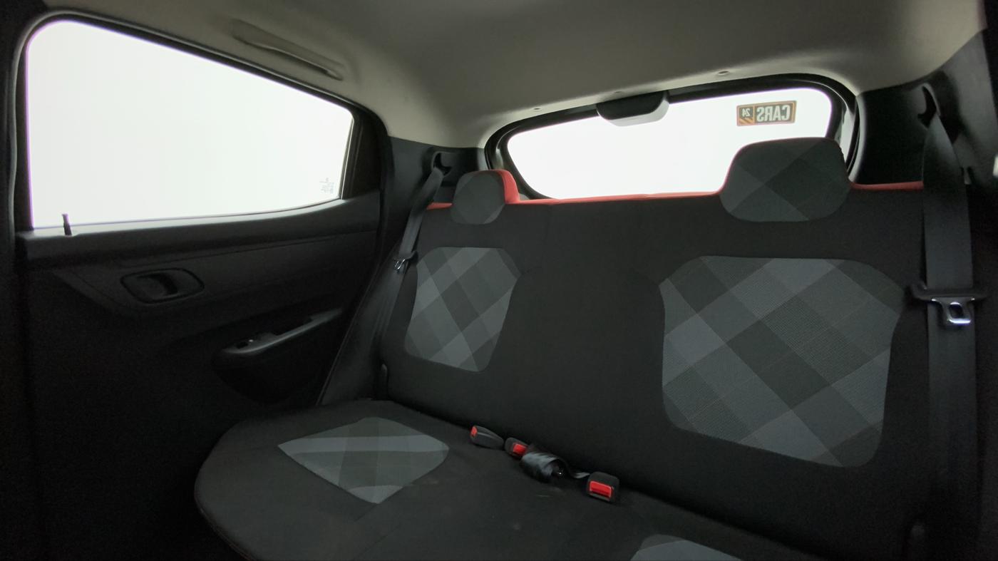 2022 Renault Kwid RXT 1.0, Petrol, Manual, 4,316 km, Right Side Rear Door Cabin