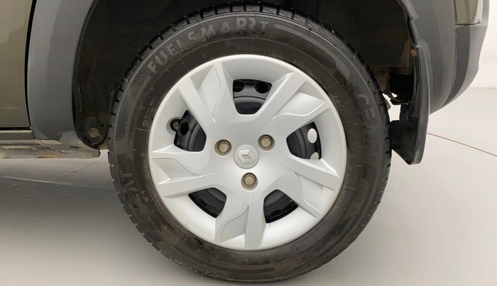 2022 Renault Kwid RXT 1.0, Petrol, Manual, 4,316 km, Left Rear Wheel