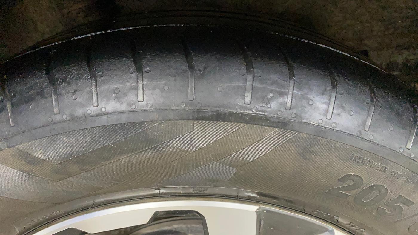 2018 Honda WR-V 1.2L I-VTEC VX MT, CNG, Manual, 1,03,667 km, Right Rear Tyre Tread