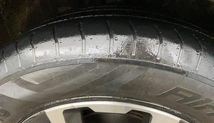2018 Honda WR-V 1.2L I-VTEC VX MT, CNG, Manual, 1,03,667 km, Right Front Tyre Tread