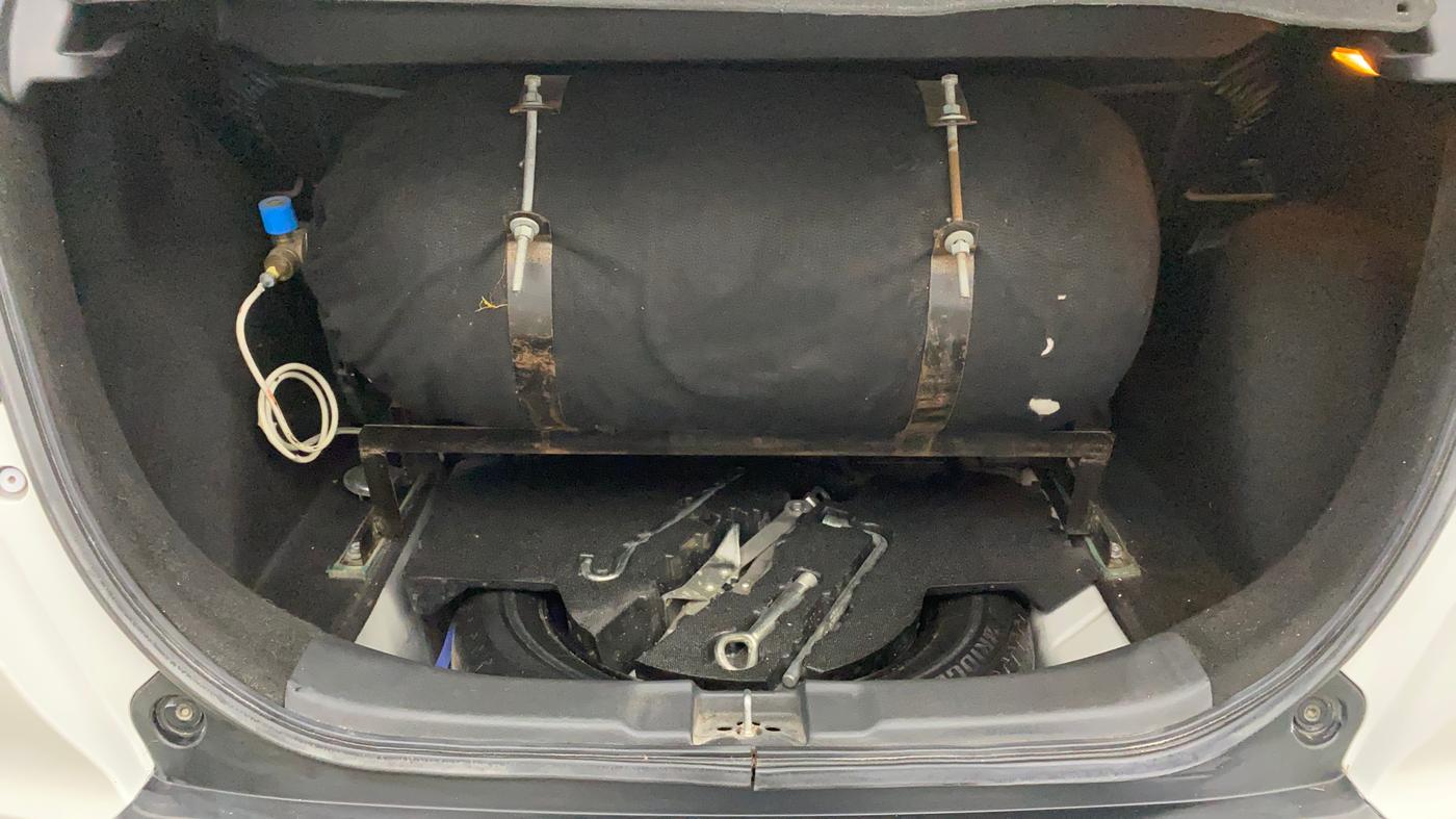 2018 Honda WR-V 1.2L I-VTEC VX MT, CNG, Manual, 1,03,667 km, Boot Inside