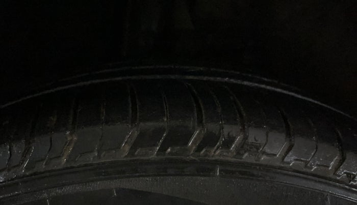 2019 Skoda Octavia L&K 1.8 TSI AT, Petrol, Automatic, 86,569 km, Right Rear Tyre Tread