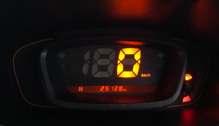 2018 Renault Kwid RXT 1.0 AMT (O), Petrol, Automatic, 25,128 km, Odometer Image