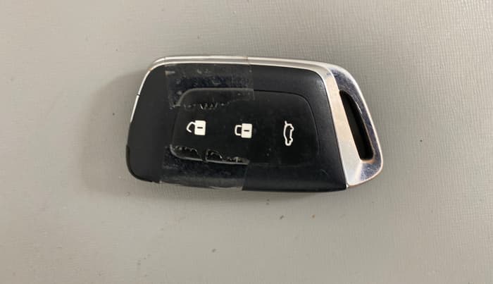 2021 MG HECTOR PLUS SHARP 1.5 PETROL TURBO DCT 6-STR, Petrol, Automatic, 65,452 km, Key Close Up