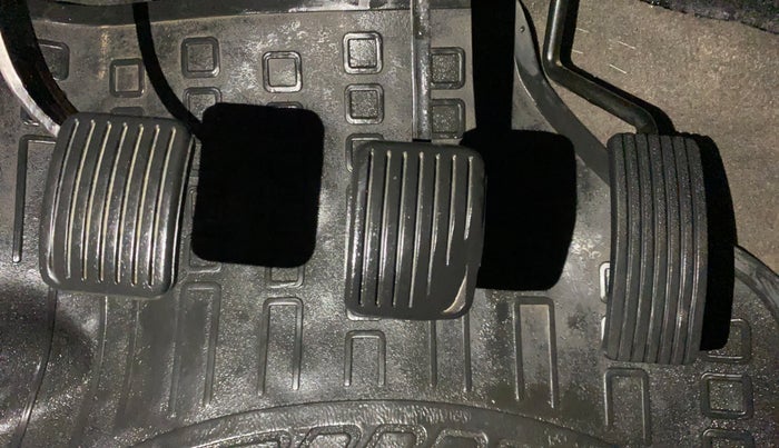 2015 Hyundai i10 MAGNA 1.1, Petrol, Manual, 94,992 km, Pedals