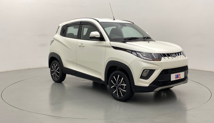 2018 Mahindra KUV 100 NXT K8 6 STR, Petrol, Manual, 13,555 km, Right Front Diagonal