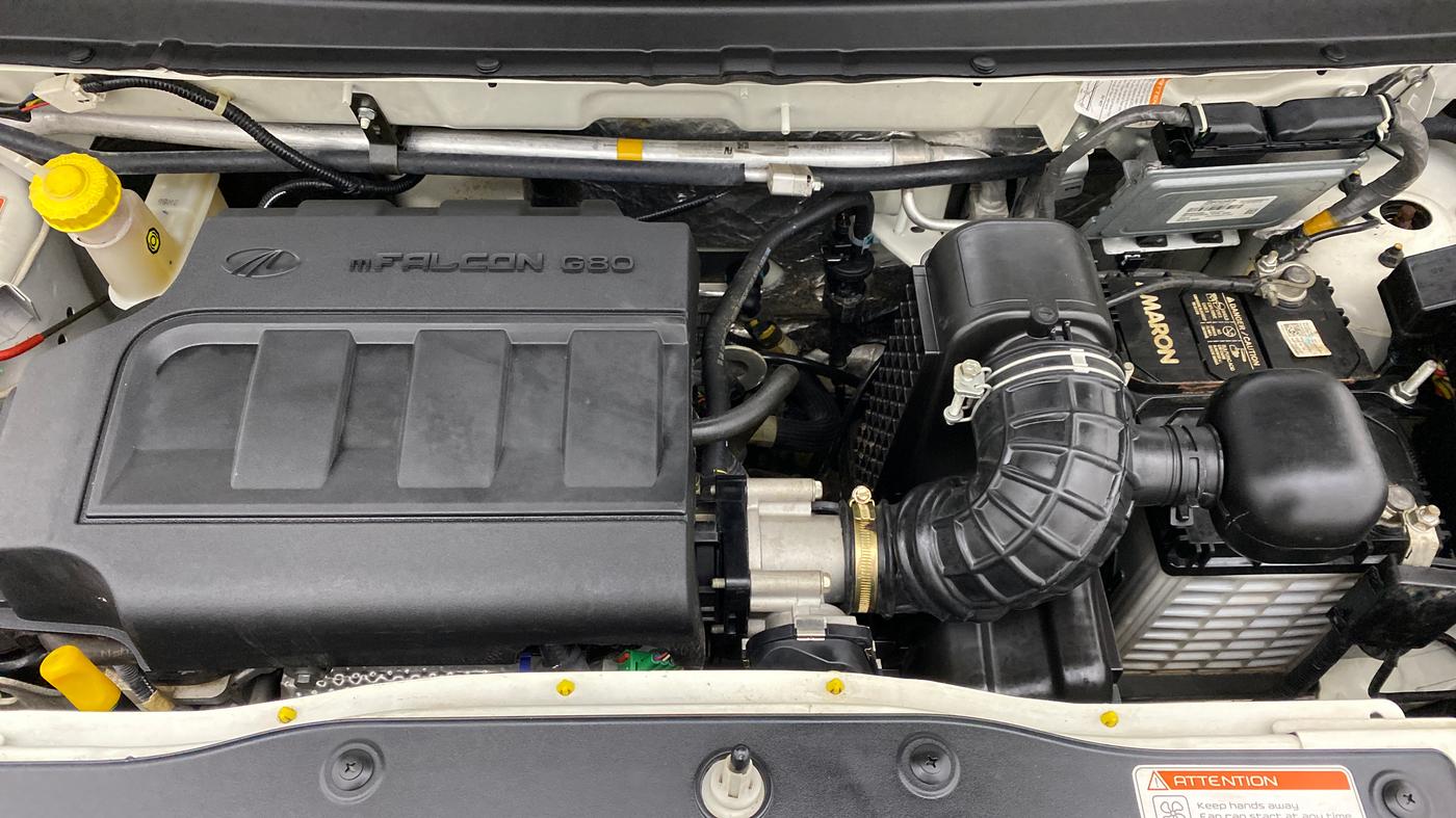 2018 Mahindra KUV 100 NXT K8 6 STR, Petrol, Manual, 13,555 km, Open Bonet