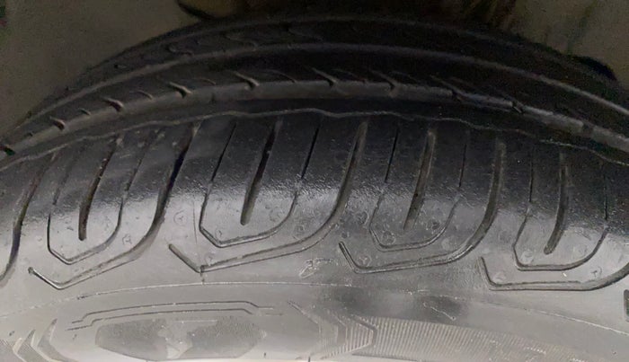 2017 Tata Tiago XZA PETROL, Petrol, Automatic, 44,907 km, Right Front Tyre Tread