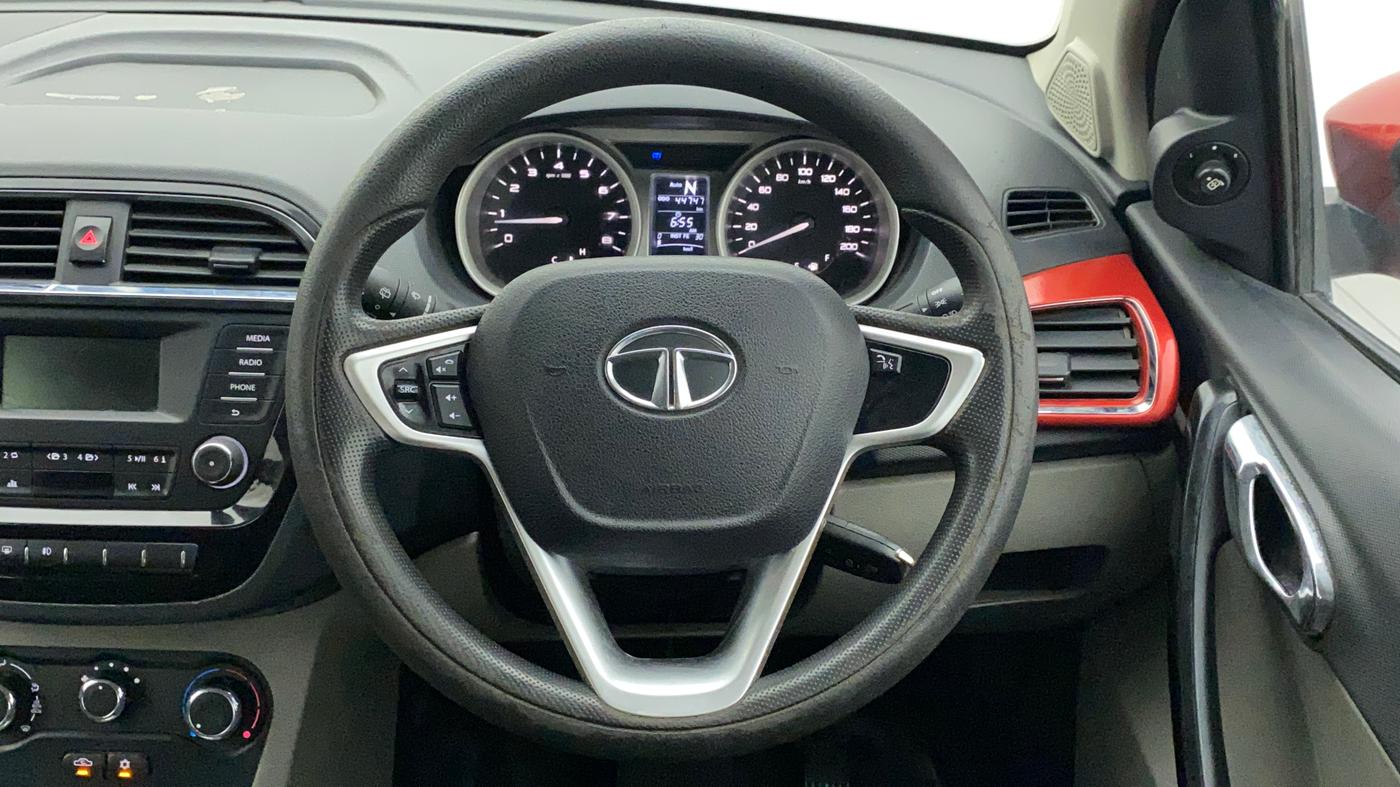 2017 Tata Tiago XZA PETROL, Petrol, Automatic, 44,907 km, Steering Wheel Close Up