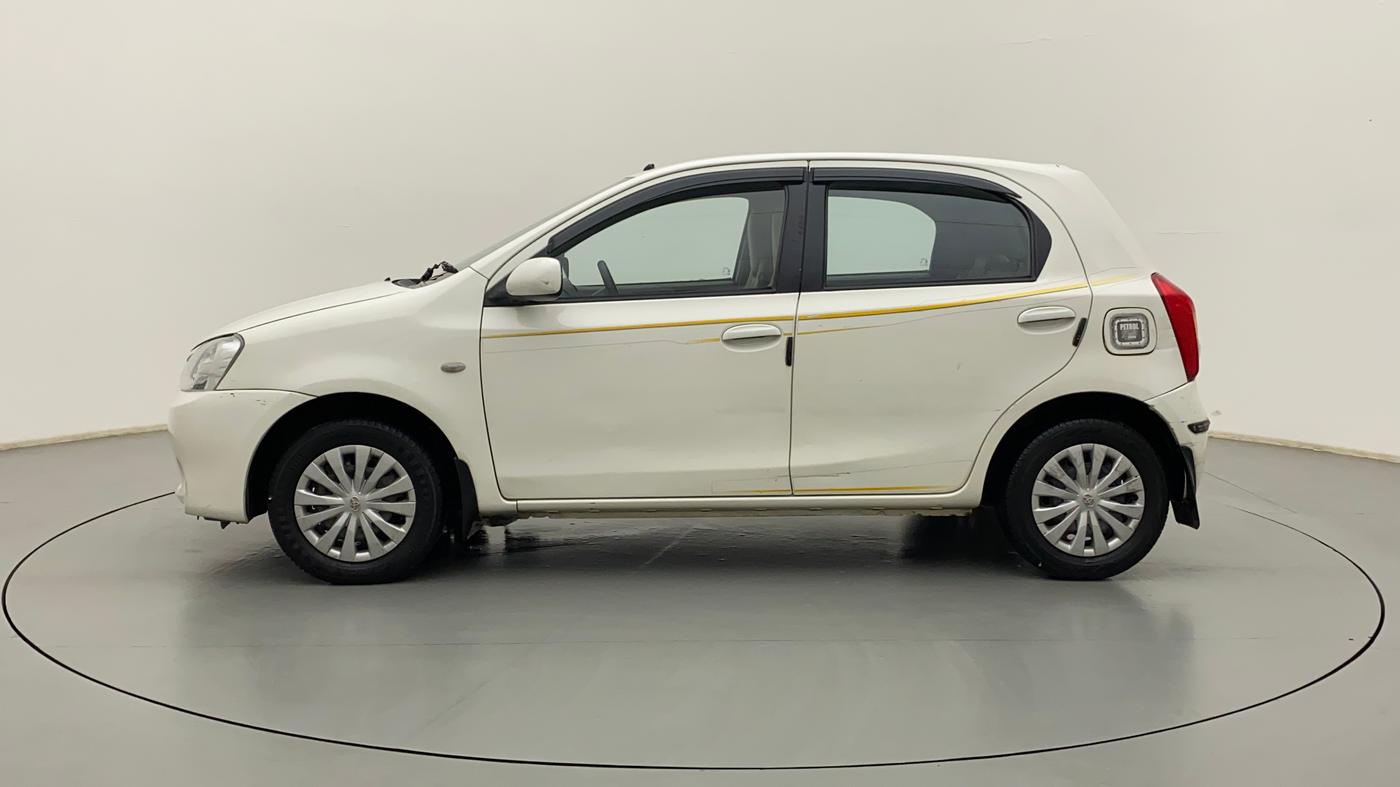 2011 Toyota Etios Liva G, CNG, Manual, 96,671 km, Left Side