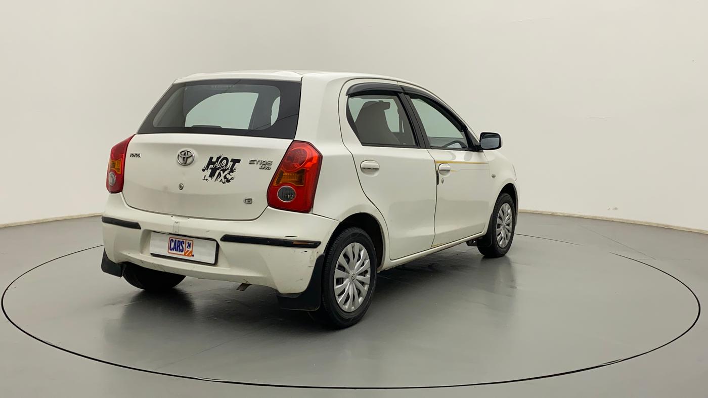 2011 Toyota Etios Liva G, CNG, Manual, 96,671 km, Right Back Diagonal