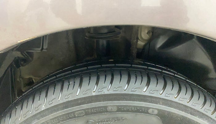 2018 Tata Tiago XZ PETROL, Petrol, Manual, 42,070 km, Right Rear Tyre Tread