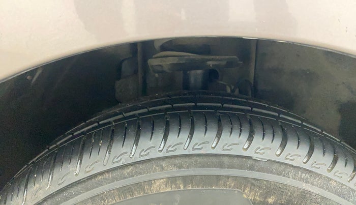2018 Tata Tiago XZ PETROL, Petrol, Manual, 42,070 km, Right Front Tyre Tread
