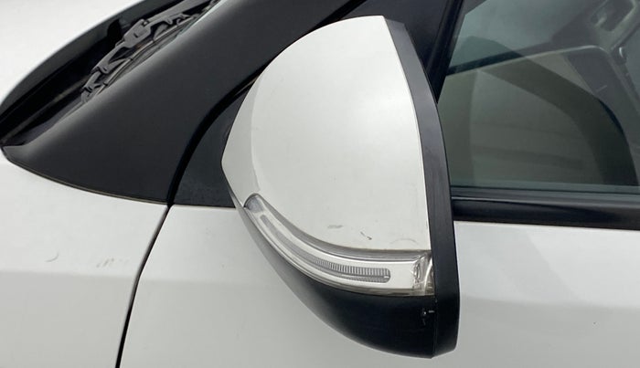 2017 Hyundai Creta SX PLUS AT 1.6 DIESEL, Diesel, Automatic, 1,00,854 km, Left rear-view mirror - Folding motor not working