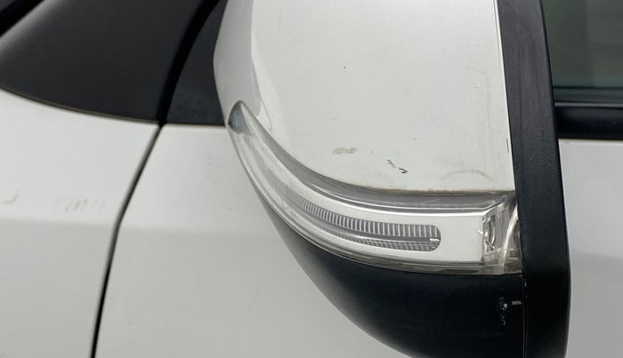 2017 Hyundai Creta SX PLUS AT 1.6 DIESEL, Diesel, Automatic, 1,00,854 km, Left rear-view mirror - Indicator light not working
