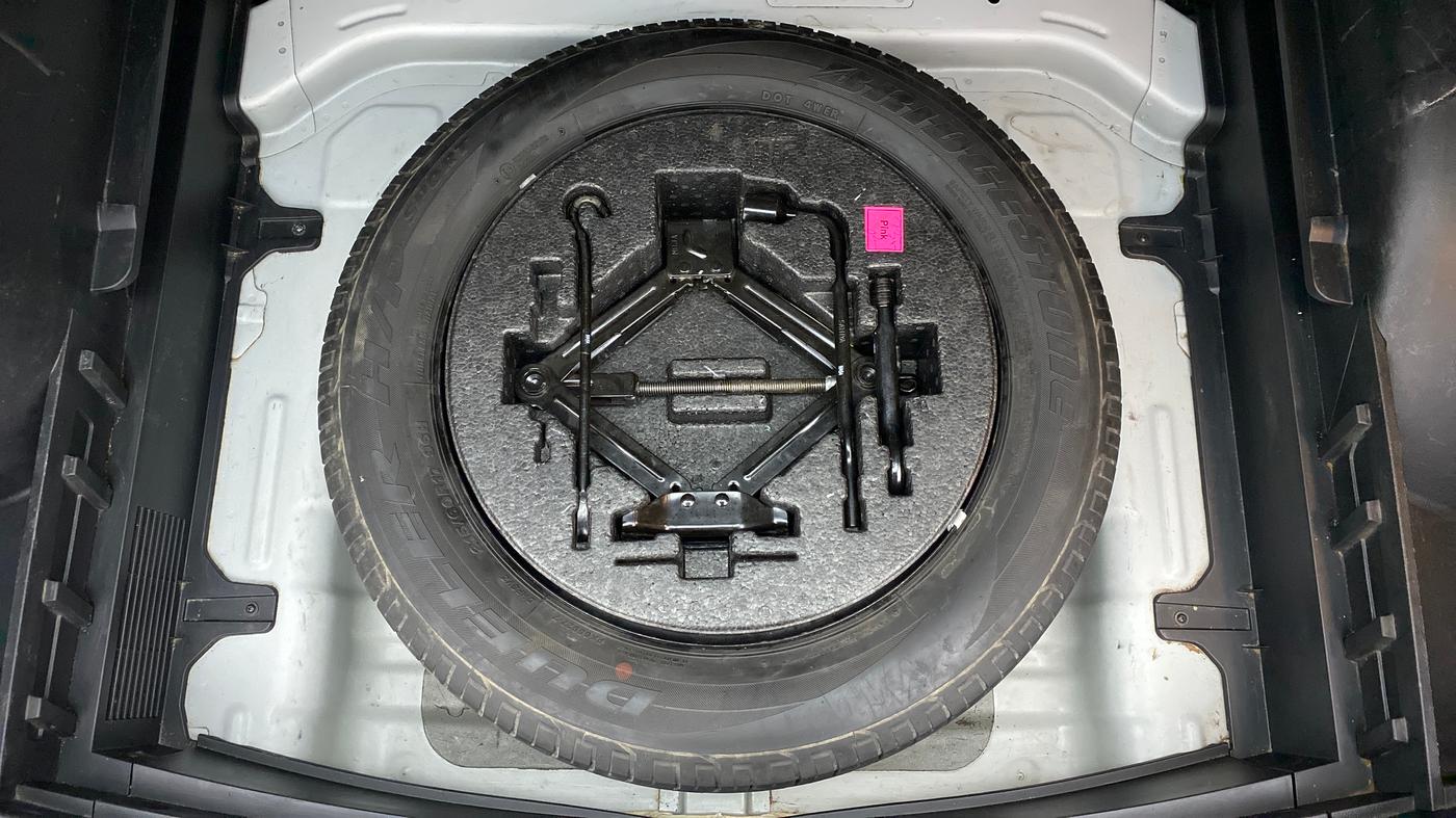 2017 Hyundai Creta SX PLUS AT 1.6 DIESEL, Diesel, Automatic, 1,00,854 km, Spare Tyre