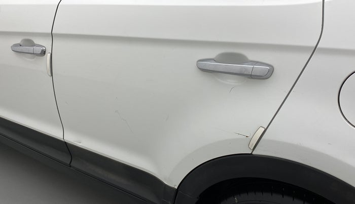 2017 Hyundai Creta SX PLUS AT 1.6 DIESEL, Diesel, Automatic, 1,00,854 km, Rear left door - Minor scratches