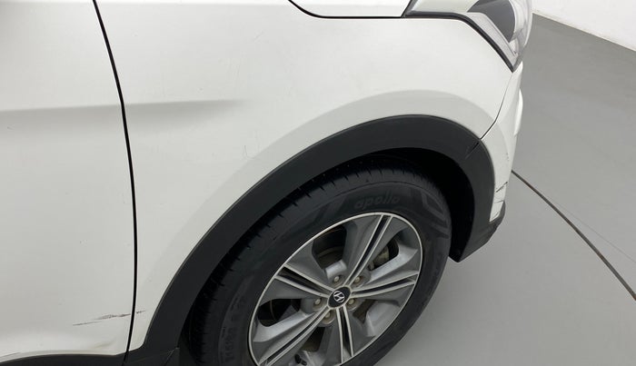 2017 Hyundai Creta SX PLUS AT 1.6 DIESEL, Diesel, Automatic, 1,00,854 km, Right fender - Minor scratches