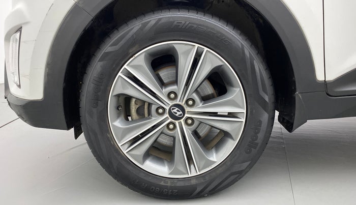 2017 Hyundai Creta SX PLUS AT 1.6 DIESEL, Diesel, Automatic, 1,00,854 km, Left Front Wheel