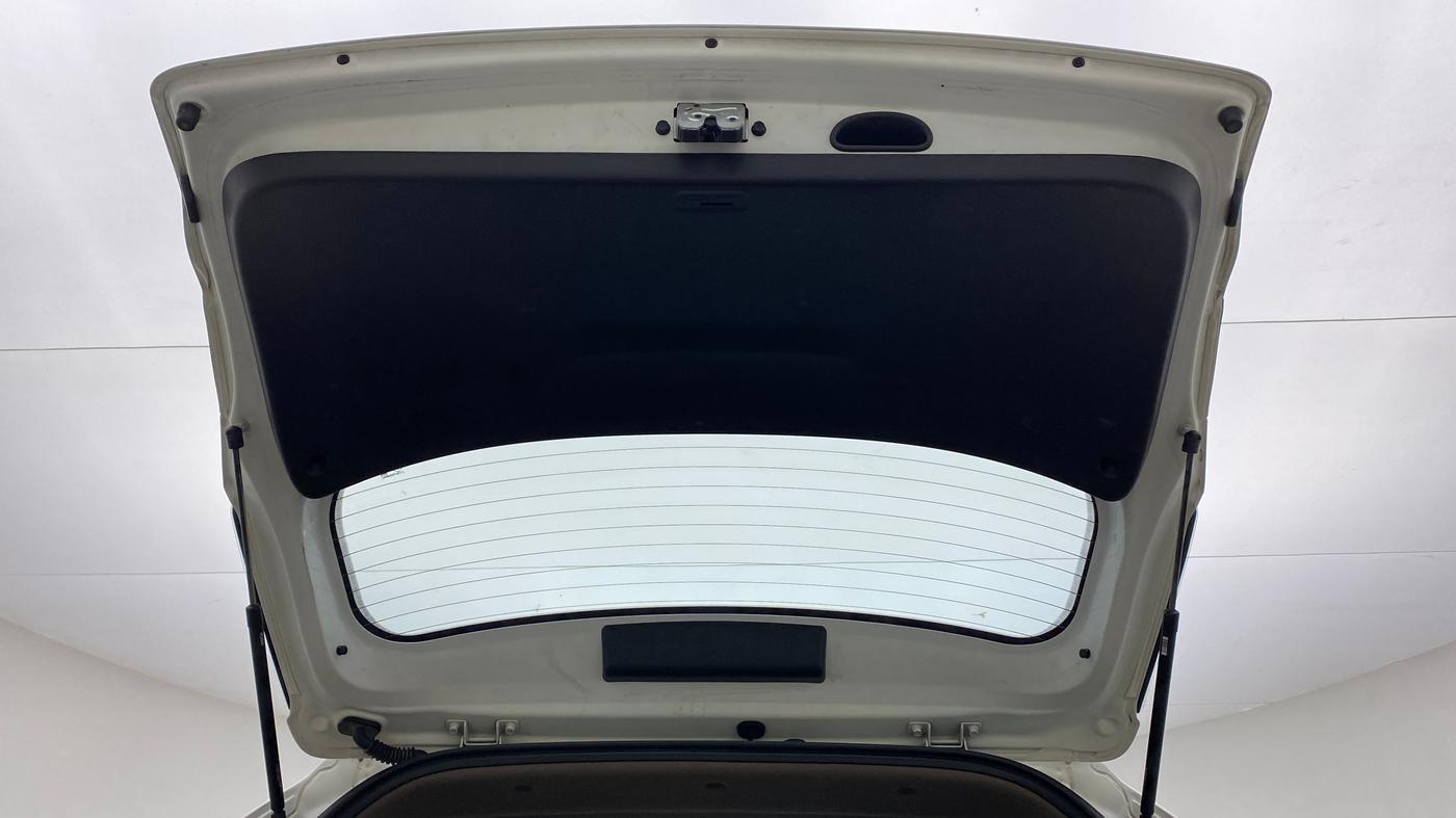 2017 Hyundai Creta SX PLUS AT 1.6 DIESEL, Diesel, Automatic, 1,00,854 km, Boot Door Open