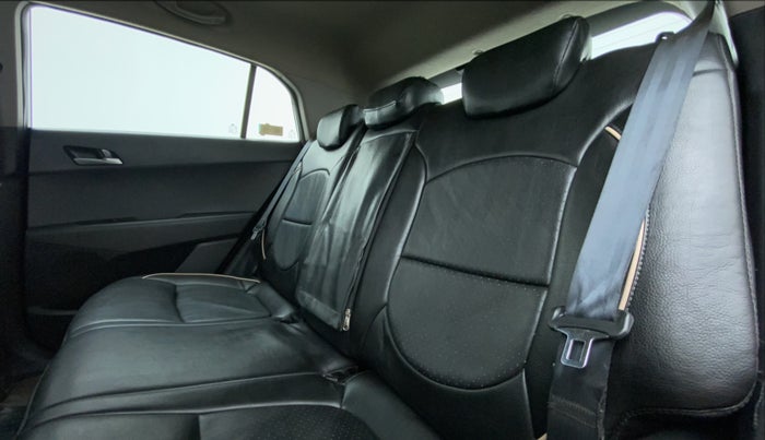 2017 Hyundai Creta SX PLUS AT 1.6 DIESEL, Diesel, Automatic, 1,00,854 km, Right Side Rear Door Cabin