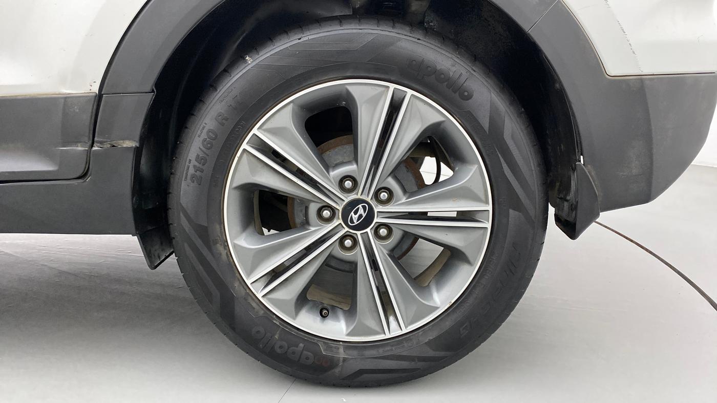 2017 Hyundai Creta SX PLUS AT 1.6 DIESEL, Diesel, Automatic, 1,00,854 km, Left Rear Wheel