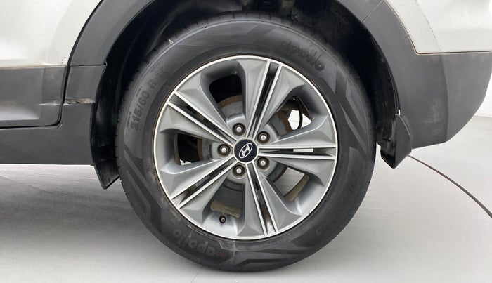 2017 Hyundai Creta SX PLUS AT 1.6 DIESEL, Diesel, Automatic, 1,00,854 km, Left Rear Wheel