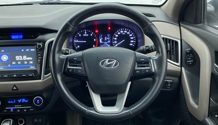 2017 Hyundai Creta SX PLUS AT 1.6 DIESEL, Diesel, Automatic, 1,00,854 km, Steering Wheel Close Up