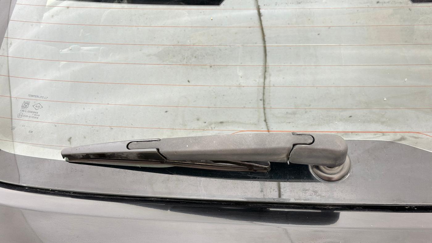 2022 Nissan MAGNITE XL, Petrol, Manual, 1,37,491 km, Rear Wiper