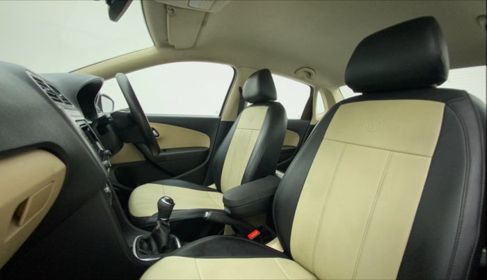 2016 Volkswagen Ameo HIGHLINE1.5L, Diesel, Manual, 1,11,610 km, Right Side Front Door Cabin