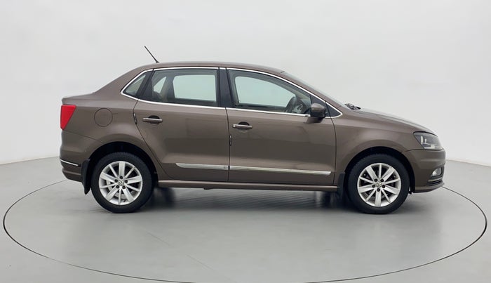 2016 Volkswagen Ameo HIGHLINE1.5L, Diesel, Manual, 1,11,610 km, Right Side View