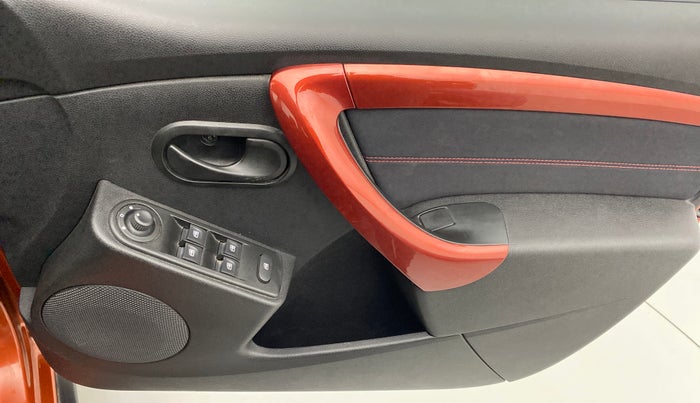 2018 Renault Duster RXS CVT 106 PS, Petrol, Automatic, 35,115 km, Driver Side Door Panels Control