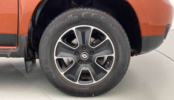 2018 Renault Duster RXS CVT 106 PS, Petrol, Automatic, 35,115 km, Right Front Wheel