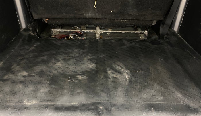 2024 Maruti Eeco 5 STR AC, Petrol, Manual, 35,452 km, Boot Inside