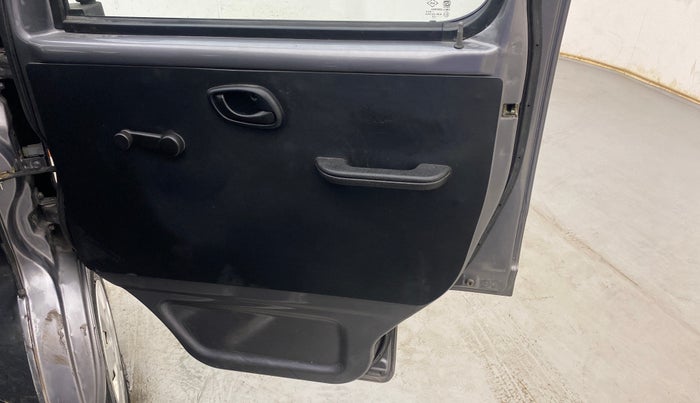 2024 Maruti Eeco 5 STR AC, Petrol, Manual, 35,452 km, Driver Side Door Panels Control