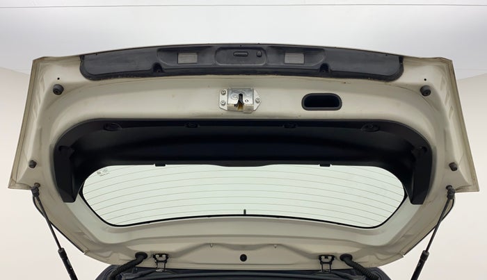 2015 Maruti Swift ZXI D, Petrol, Manual, 98,096 km, Boot Door Open