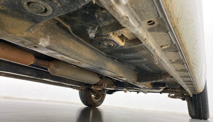 2015 Maruti Swift ZXI D, Petrol, Manual, 98,096 km, Right Side Underbody