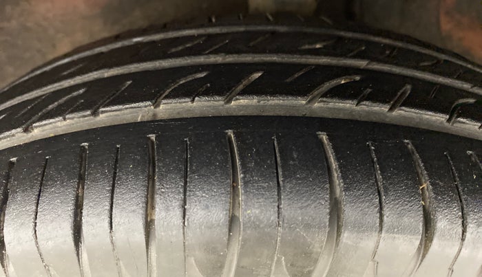 2012 Maruti Zen Estilo LXI, Petrol, Manual, 78,193 km, Left Front Tyre Tread