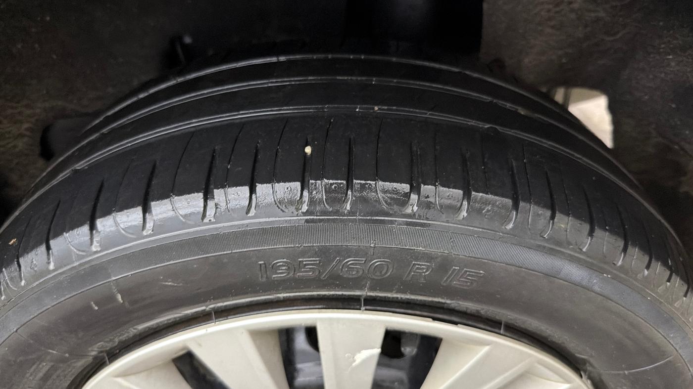 2020 Maruti Baleno DELTA PETROL 1.2, Petrol, Manual, 41,738 km, Left Rear Tyre Tread