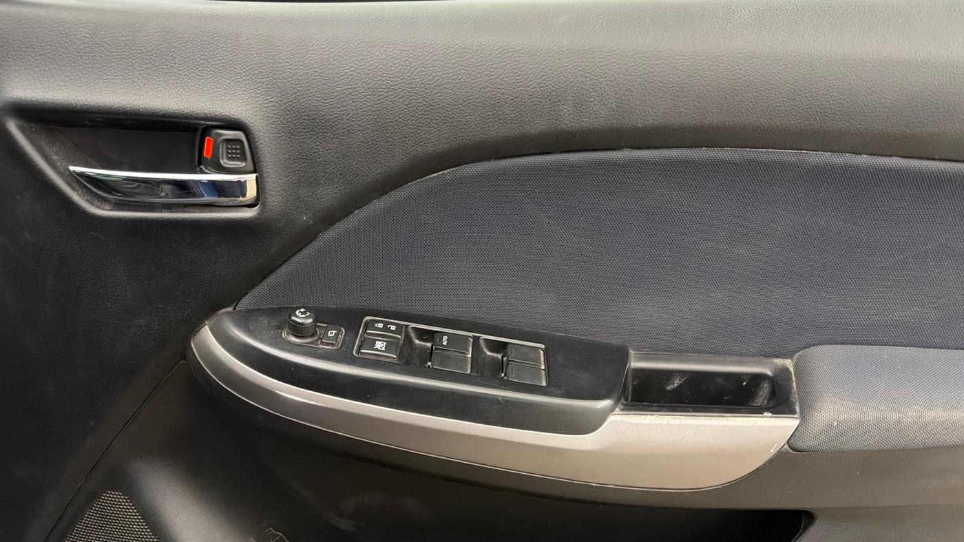 2020 Maruti Baleno DELTA PETROL 1.2, Petrol, Manual, 41,738 km, Driver Side Door Panels Control