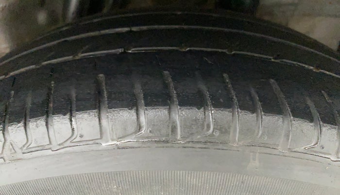 2015 Honda City 1.5L I-VTEC VX CVT, CNG, Automatic, 74,553 km, Left Rear Tyre Tread