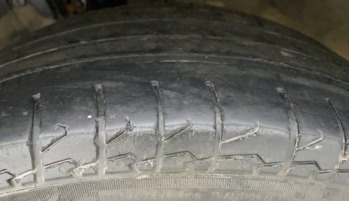 2015 Honda City 1.5L I-VTEC VX CVT, CNG, Automatic, 74,553 km, Left Front Tyre Tread