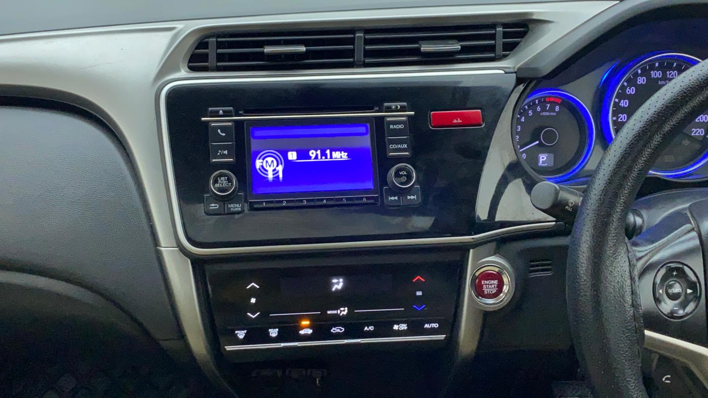 2015 Honda City 1.5L I-VTEC VX CVT, CNG, Automatic, 74,553 km, Air Conditioner
