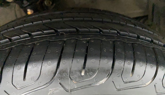 2015 Honda City 1.5L I-VTEC VX CVT, CNG, Automatic, 74,553 km, Right Front Tyre Tread